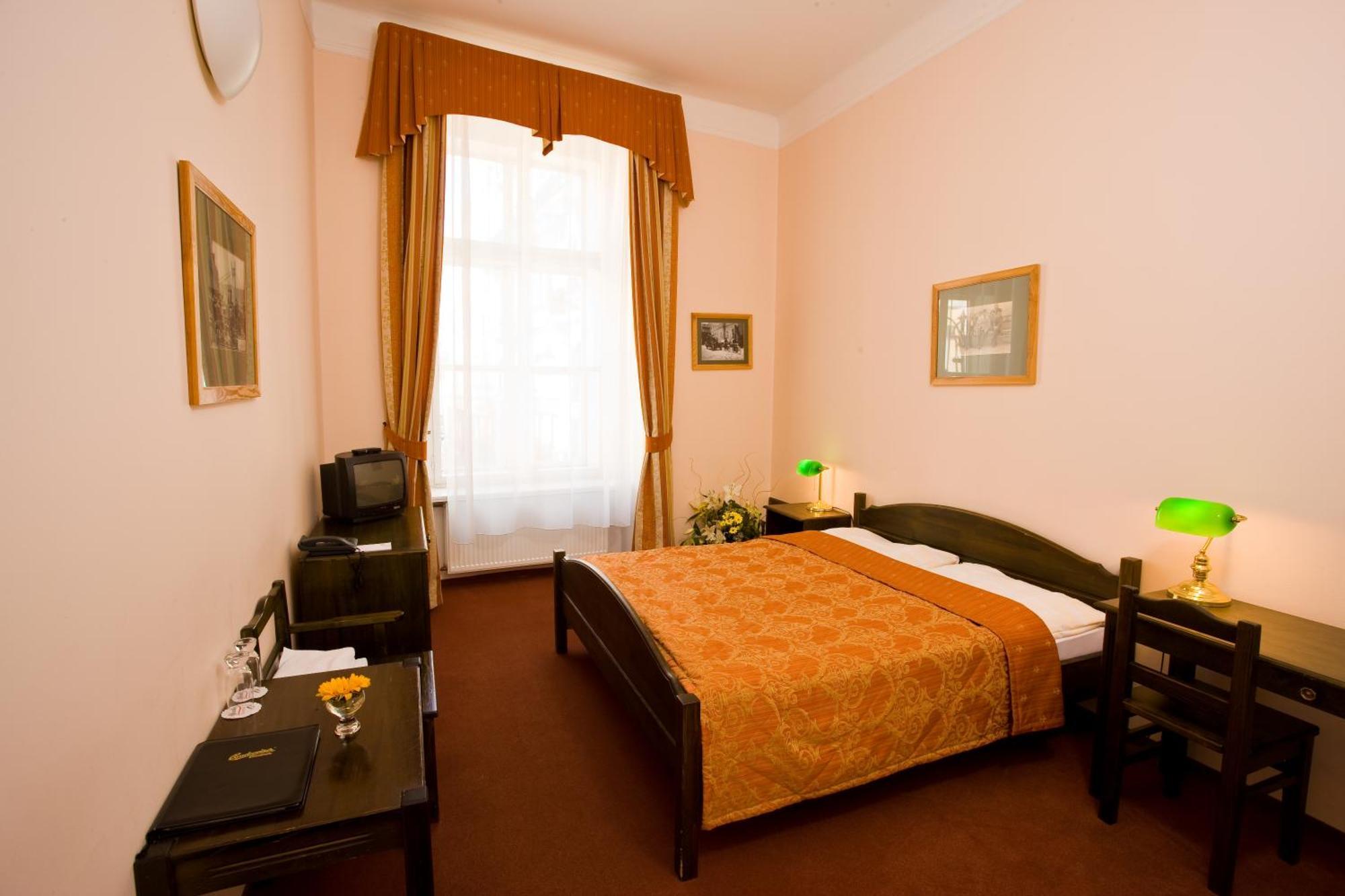 U Medvidku-Brewery Hotel Prague Room photo